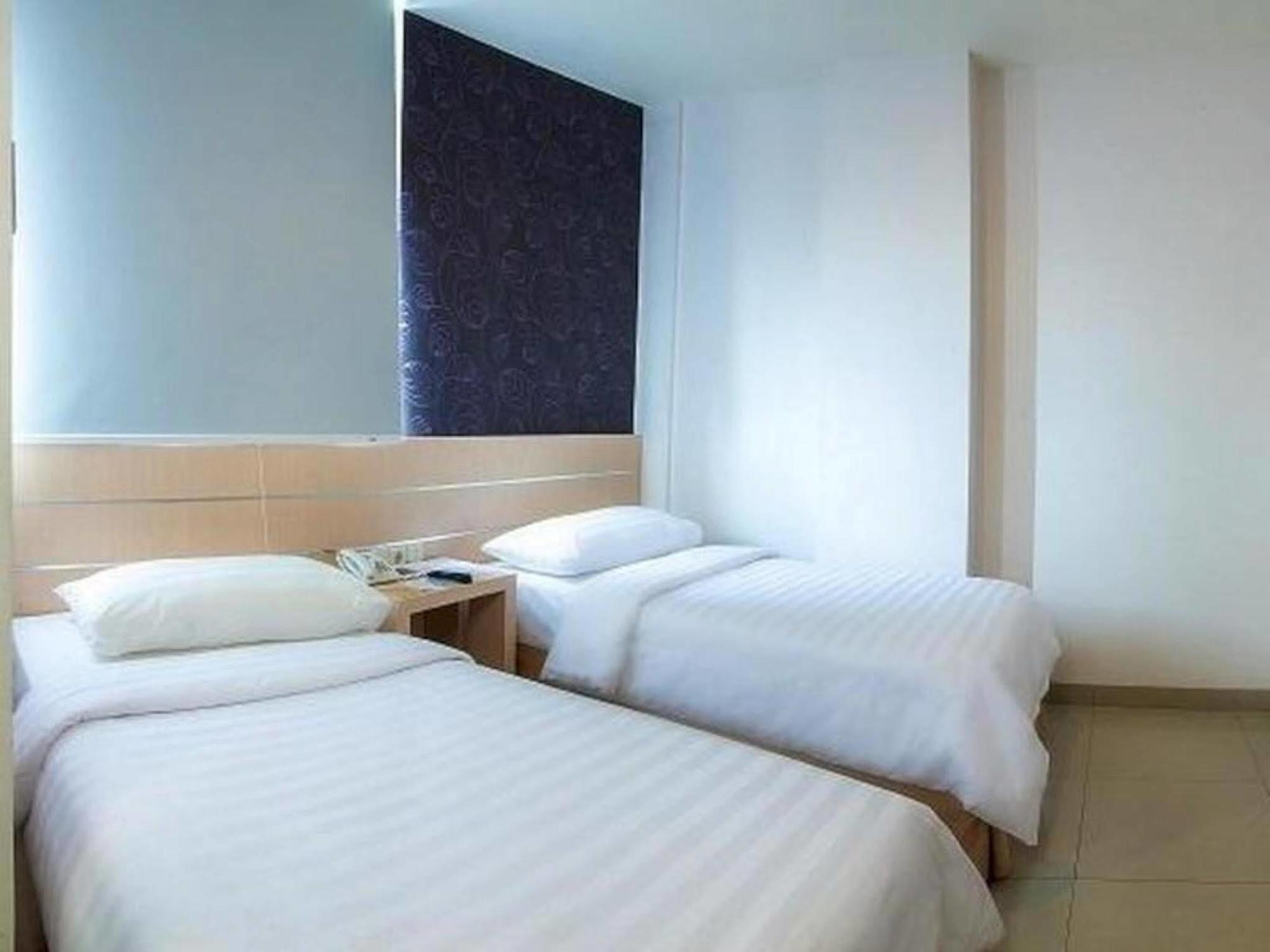 Cordela Hotel Medan Extérieur photo